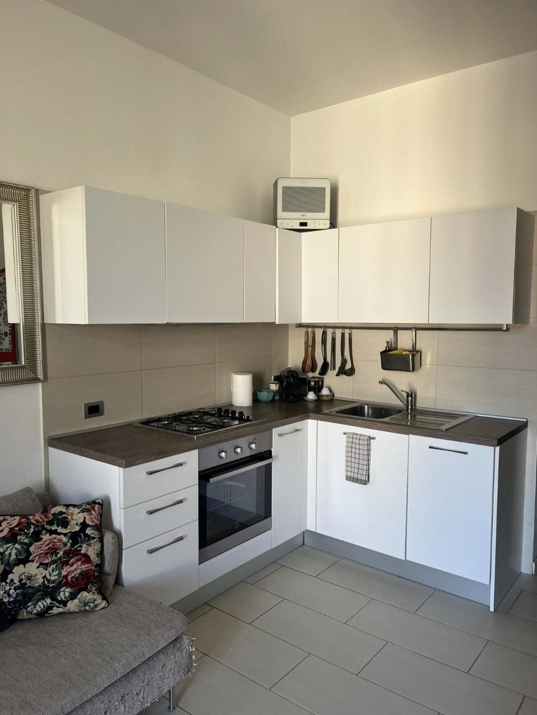 Entire House - Cute And Modern Flat, Very Well Connected To The Center *